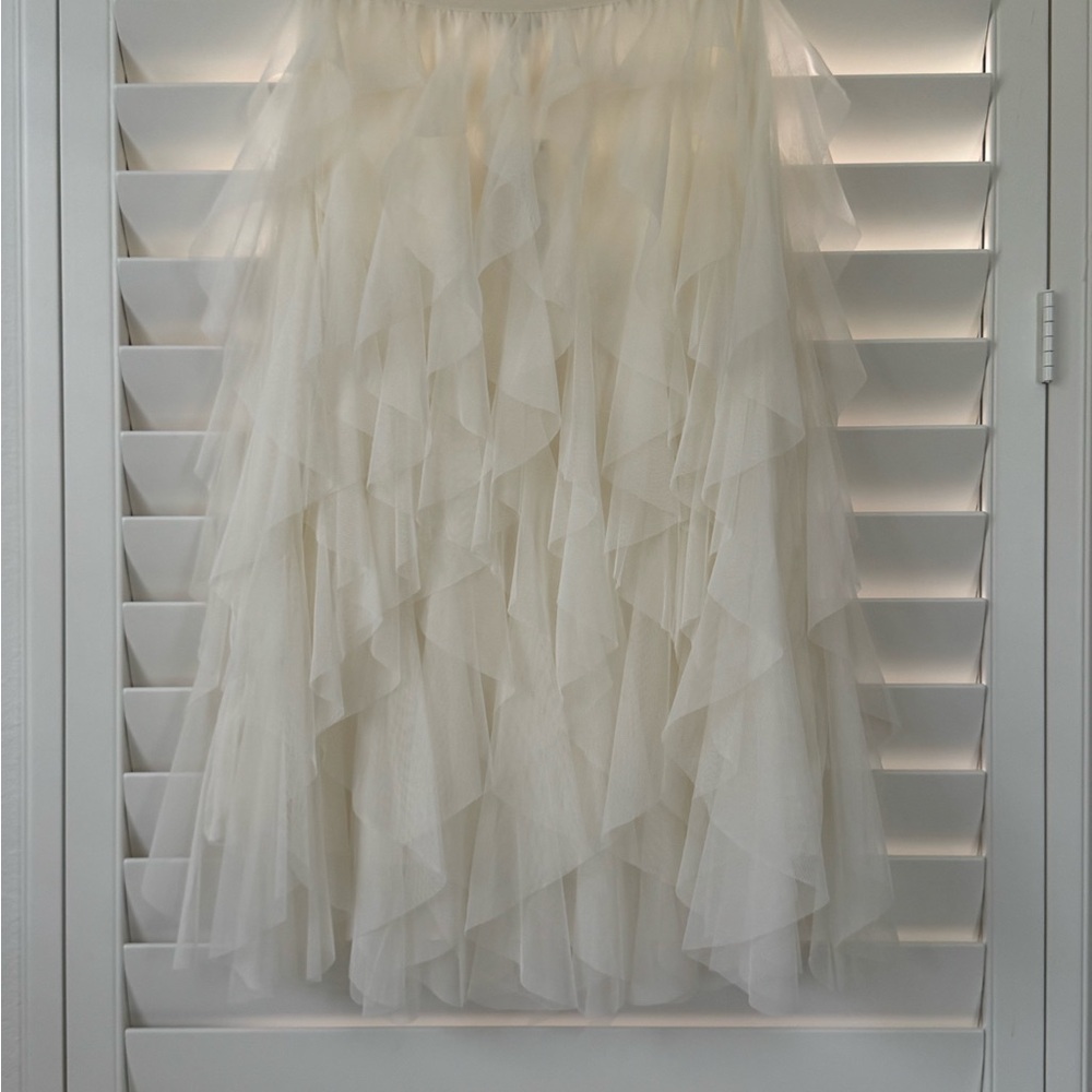 NWT Chelsea & Violet Cream Layered A-Line Ruffled Tulle Skirt